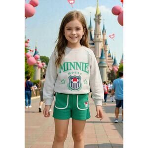 NWT Minnie Mouse Girls Sweatshirt Shorts Set Disney Disneyworld 5T